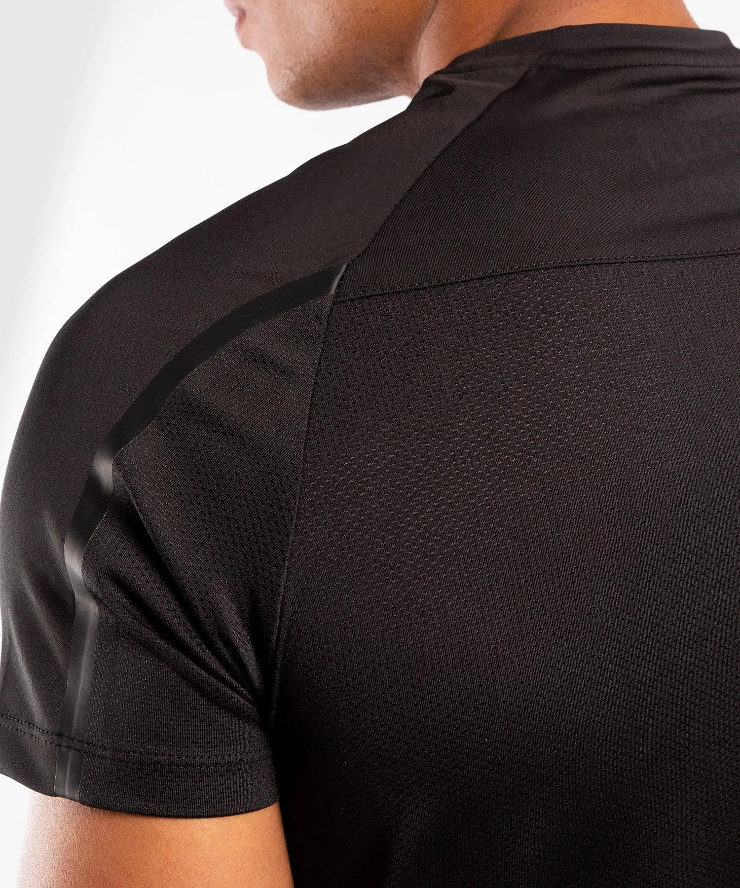 Venum Classic Dry Tech T-shirt - Black